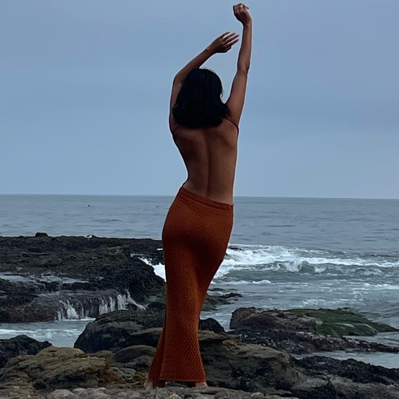 Savannah Morrow open-back maxi dress - Picture 2 of 7